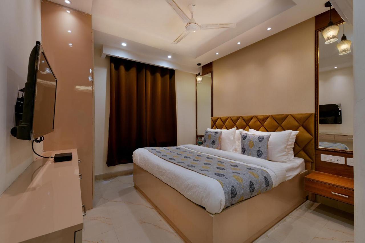 Hotel Leo Saffron - Corporate Stay Pitampura 新德里 外观 照片