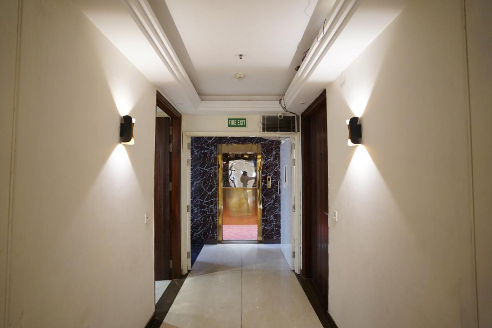 Hotel Leo Saffron - Corporate Stay Pitampura 新德里 外观 照片