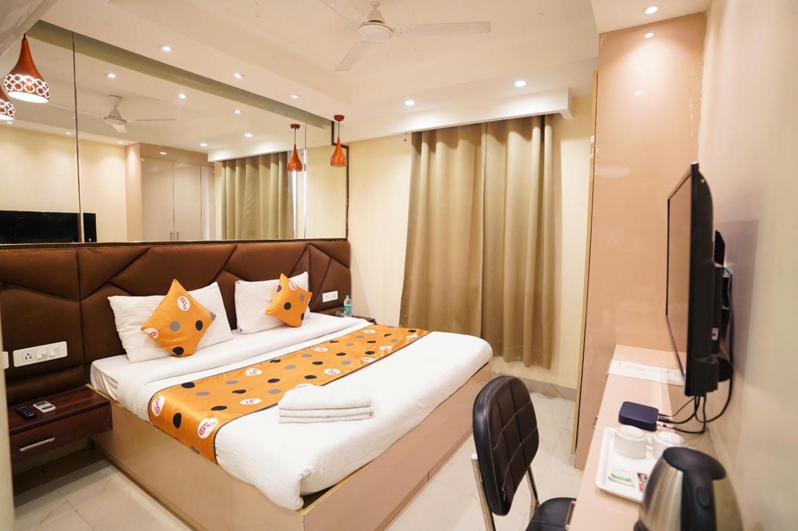 Hotel Leo Saffron - Corporate Stay Pitampura 新德里 外观 照片