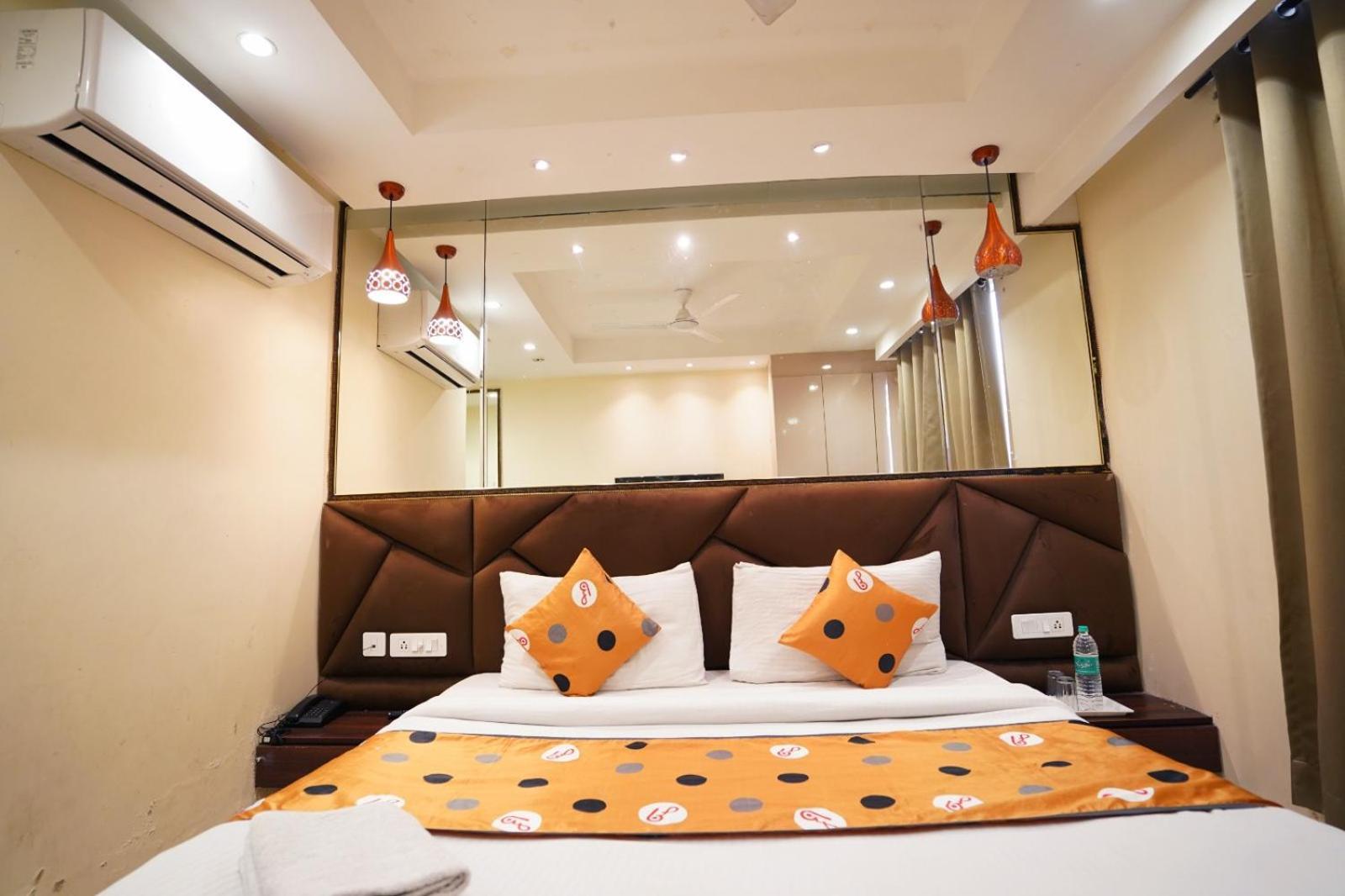 Hotel Leo Saffron - Corporate Stay Pitampura 新德里 外观 照片