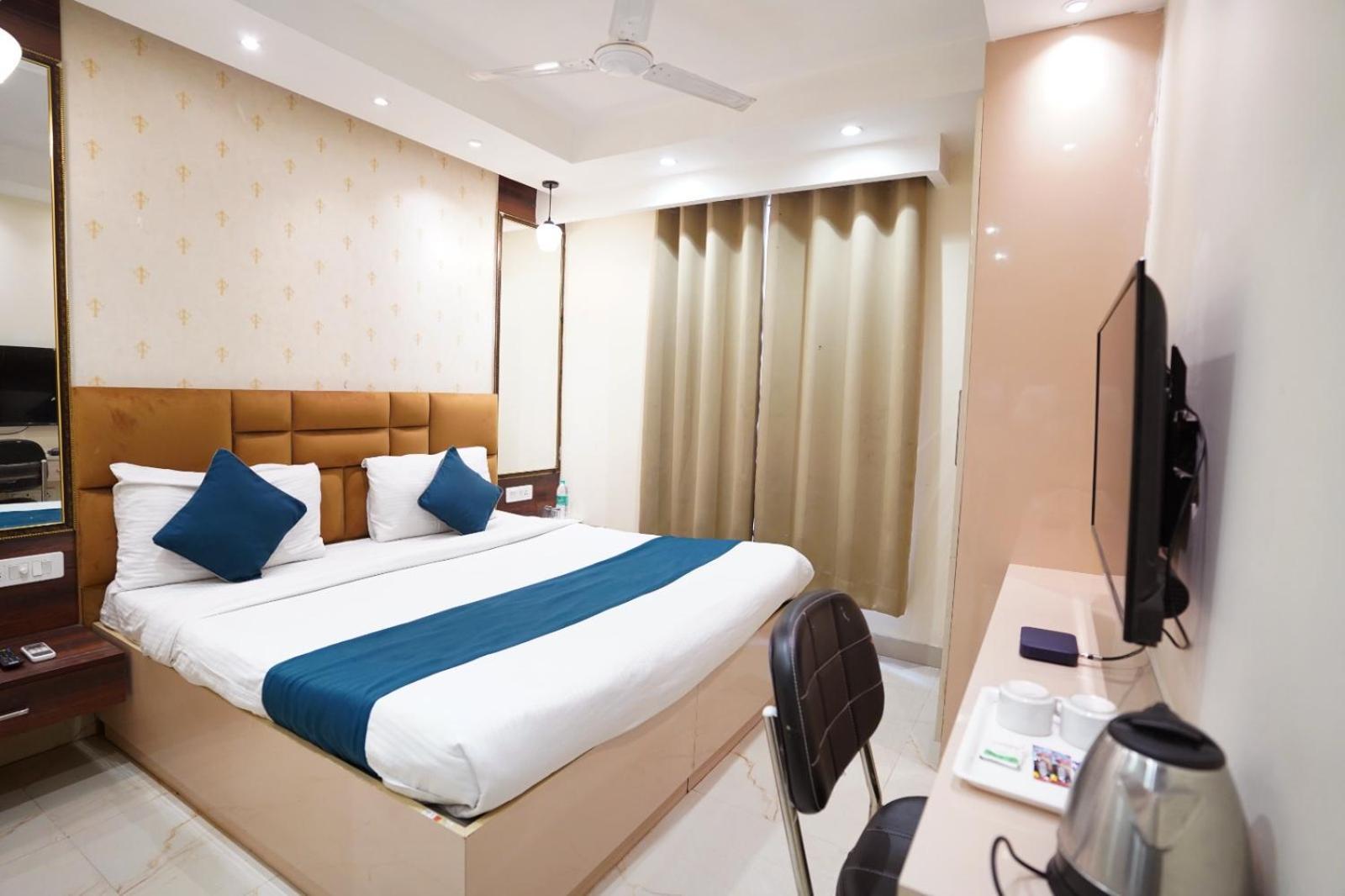 Hotel Leo Saffron - Corporate Stay Pitampura 新德里 外观 照片