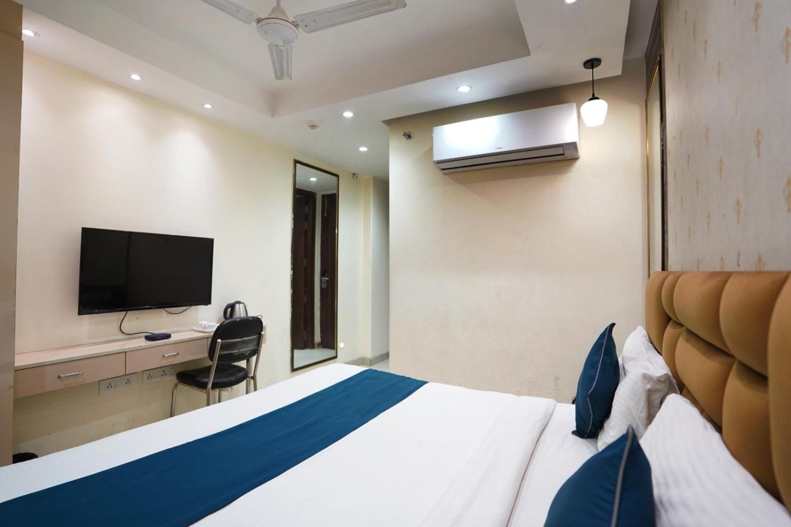 Hotel Leo Saffron - Corporate Stay Pitampura 新德里 外观 照片